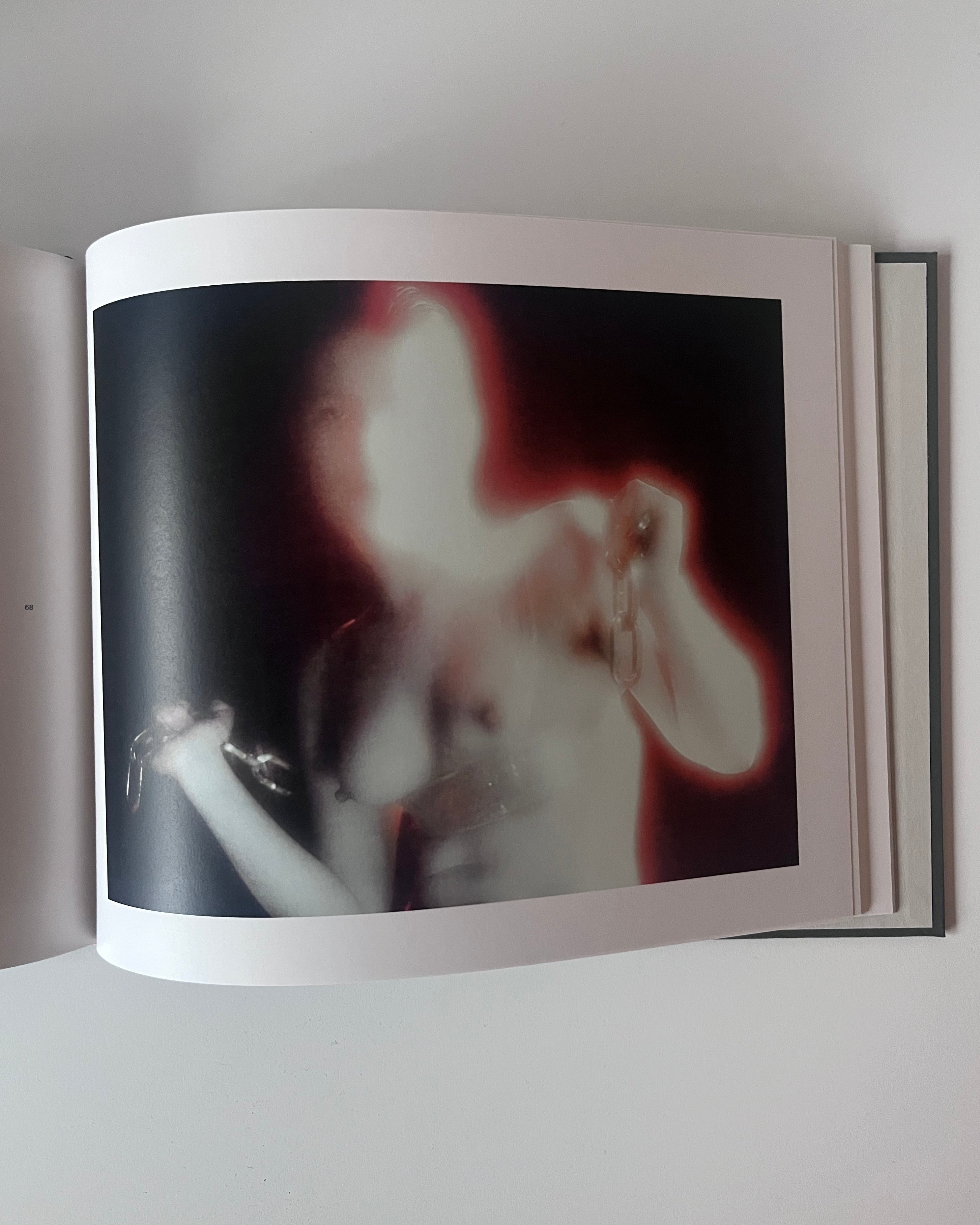 Sarah Piantadosi, Bone