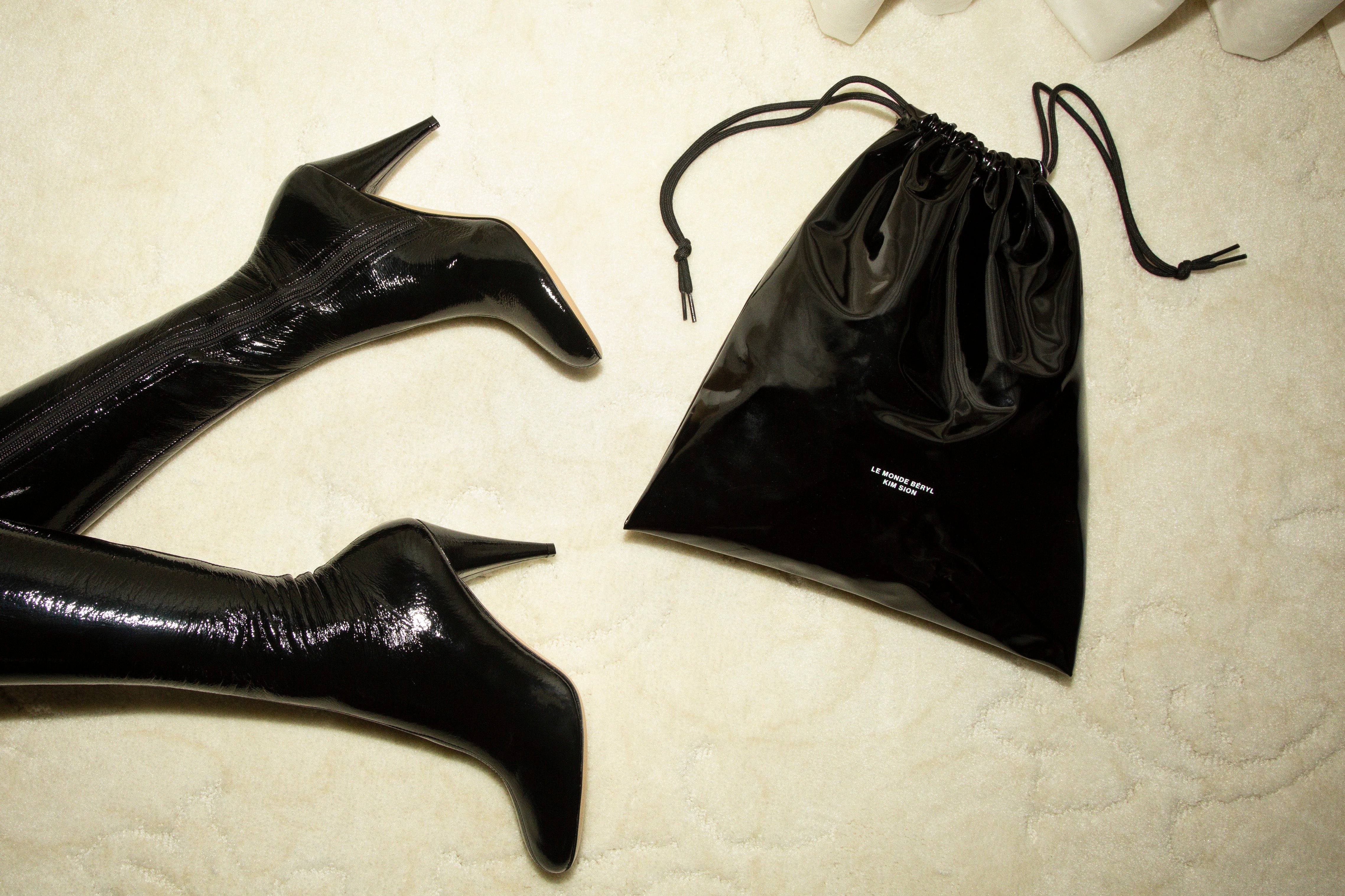 Kim Sion x Le Monde Béryl Black Cherry Mule