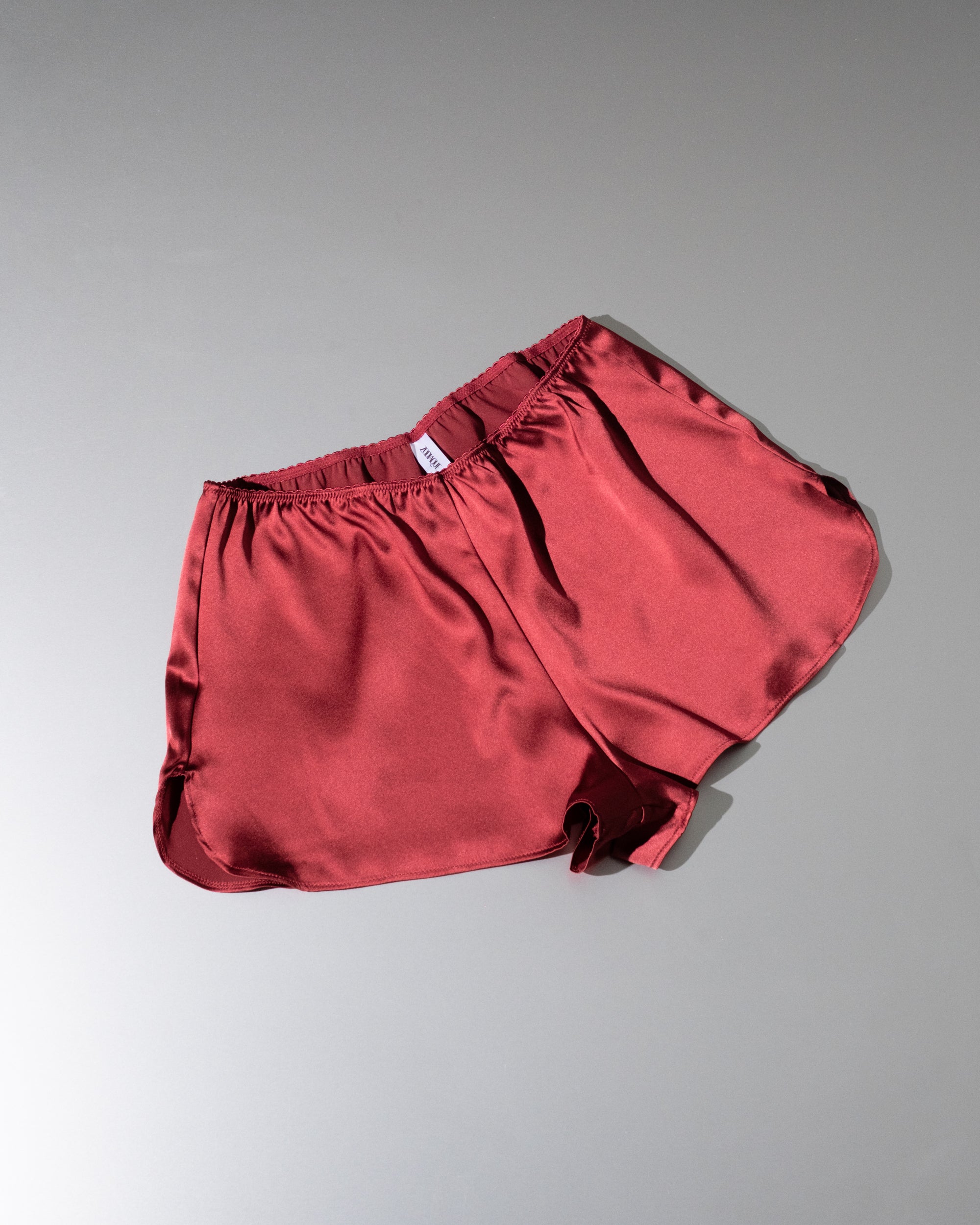 Zodiaque, Luna Silk Shortie